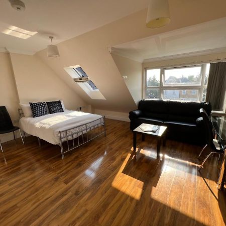 Rc Airport Rooms 斯坦维尔 外观 照片