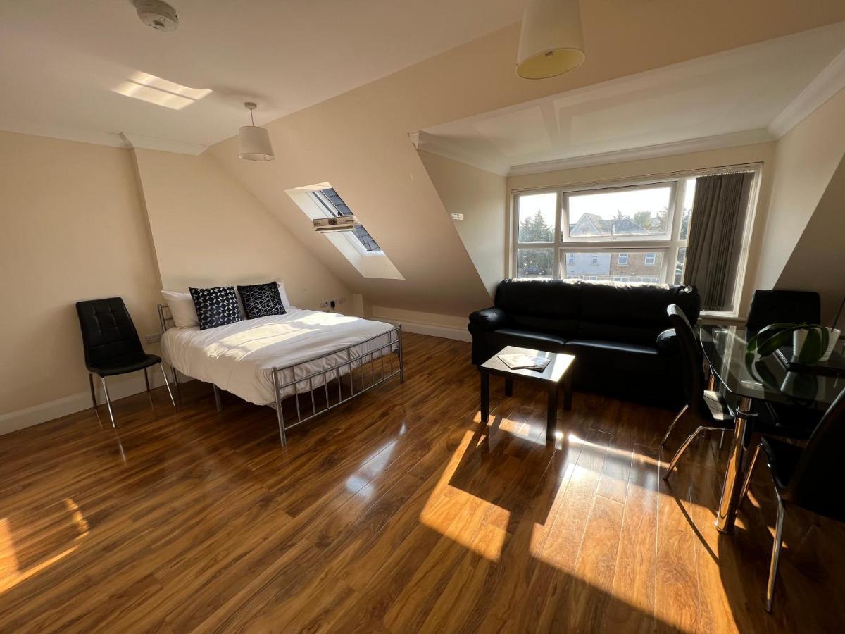 Rc Airport Rooms 斯坦维尔 外观 照片